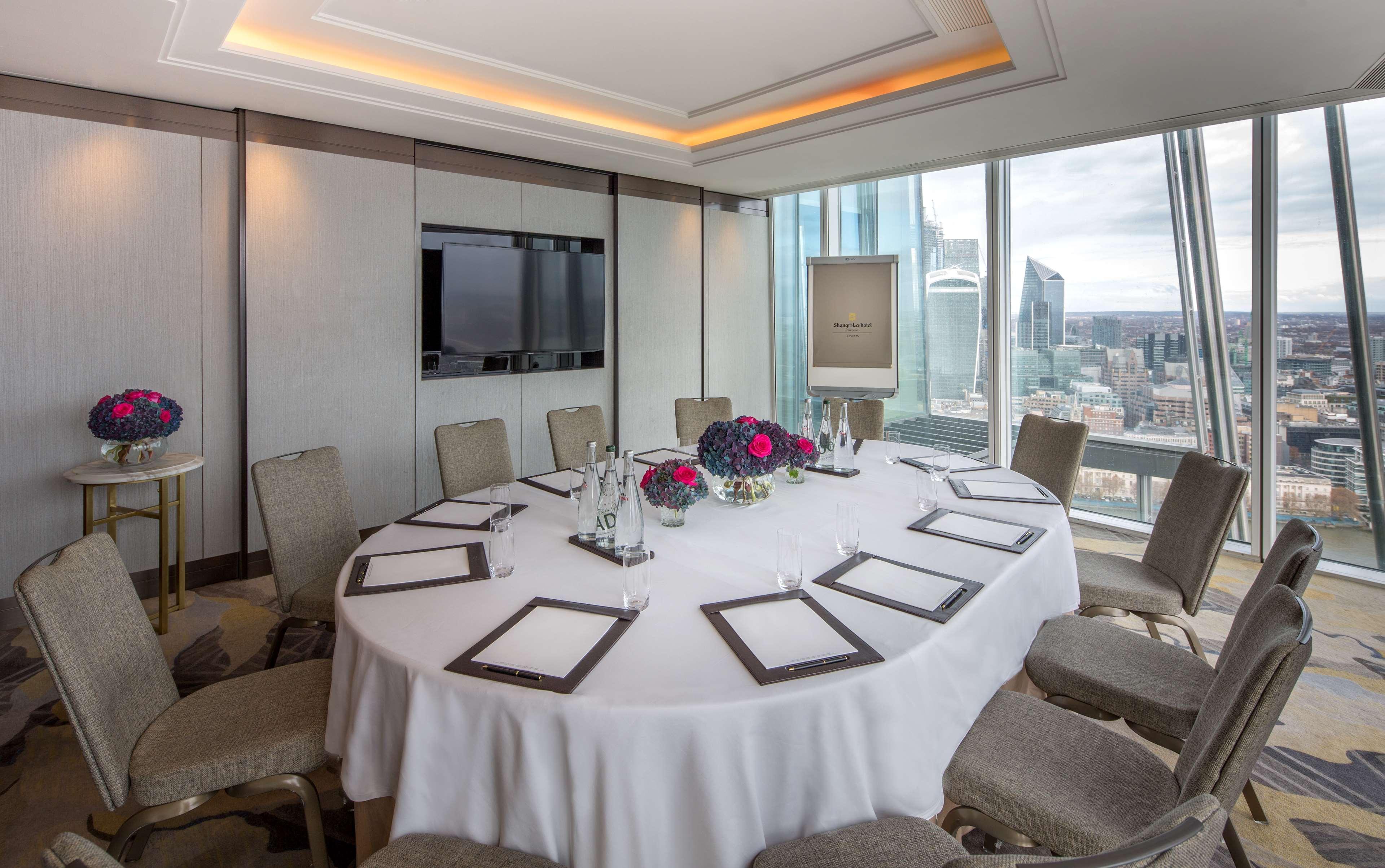Shangri-La The Shard, London Ngoại thất bức ảnh The Shard, London