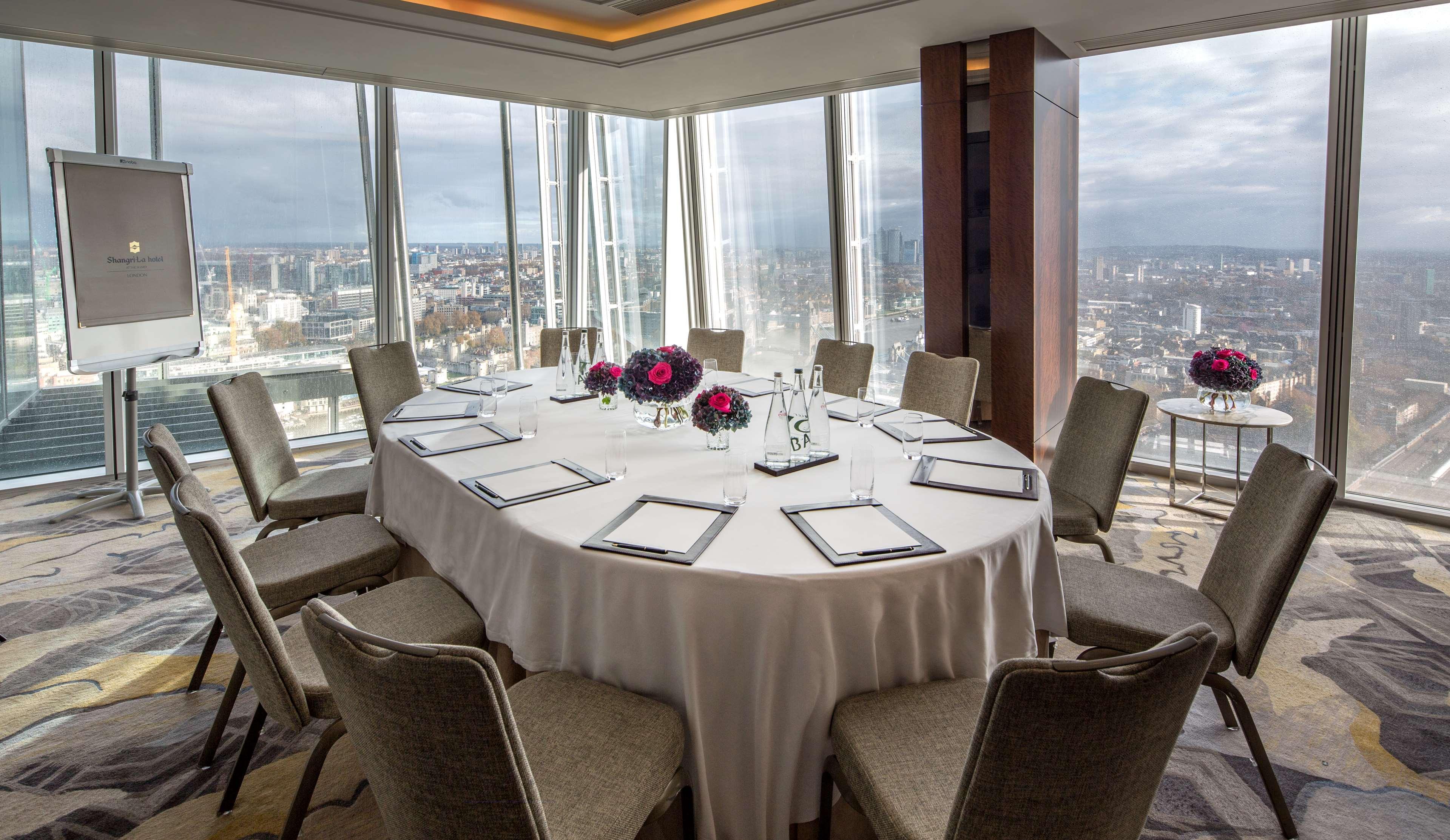 Shangri-La The Shard, London Ngoại thất bức ảnh The Shard, London