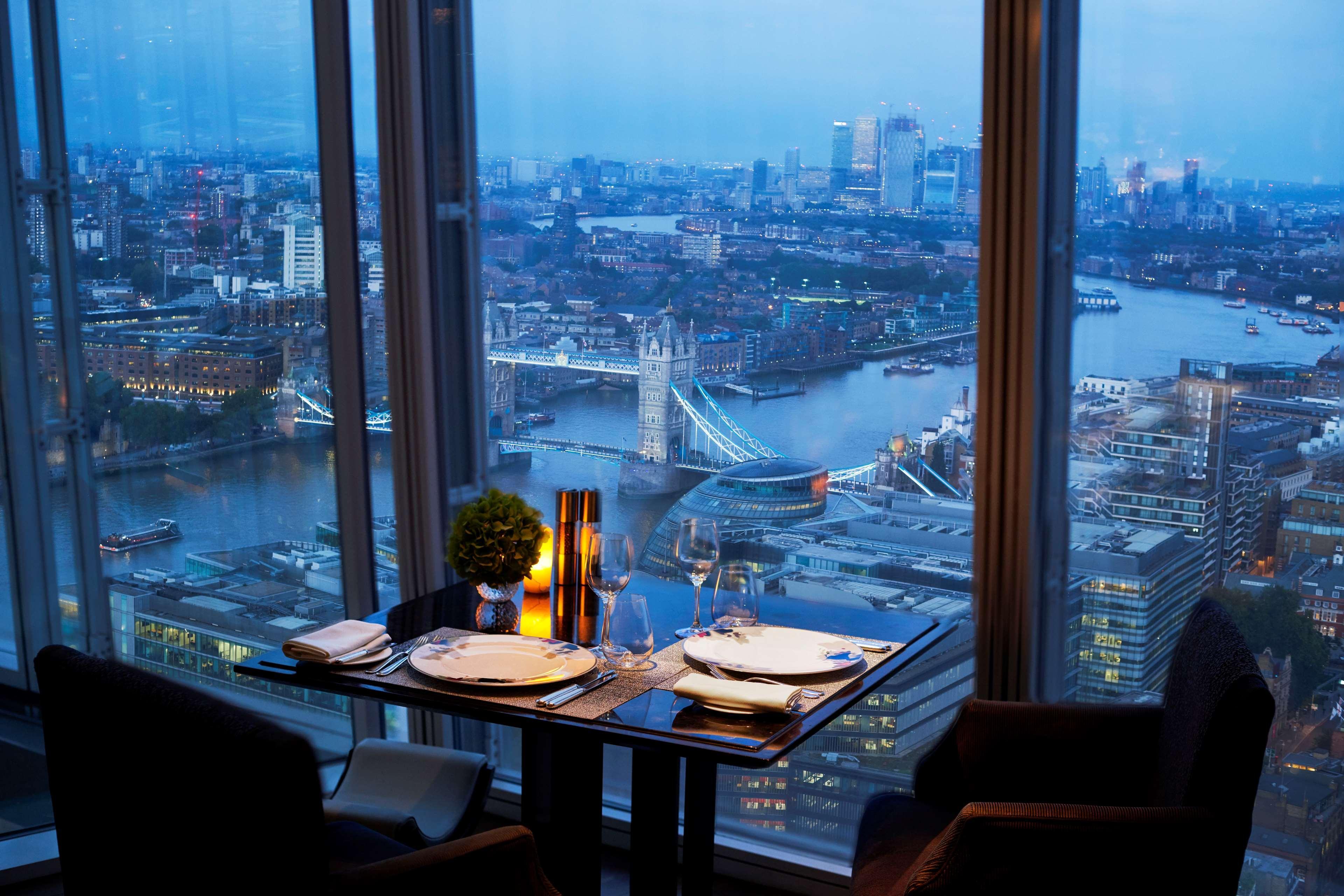 Shangri-La The Shard, London Ngoại thất bức ảnh Interior of City Social